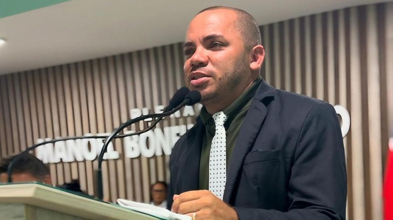 o-fenomeno-da-bahia-a-rotina-intensa-do-prefeito-eleito-de-santa-cruz-cabralia-1fabe